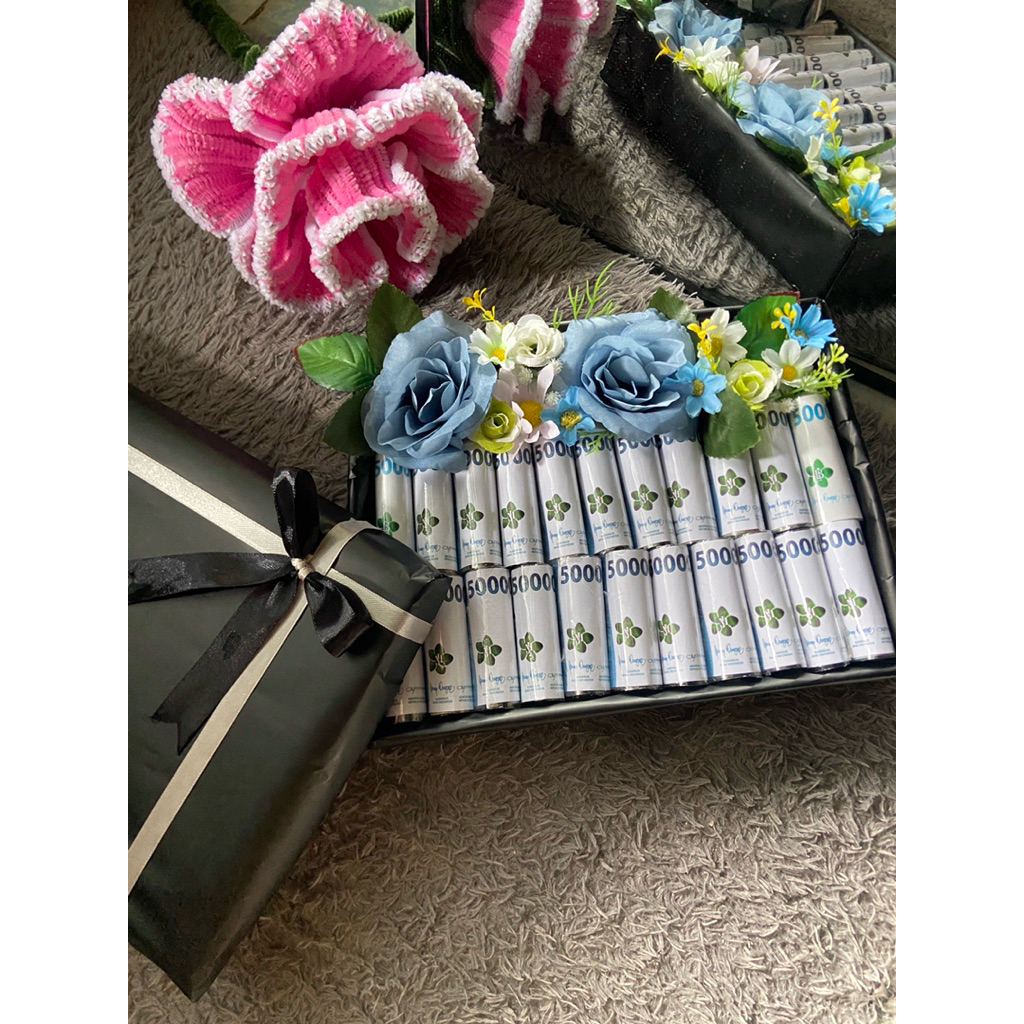 

gift box BY unabuoquet