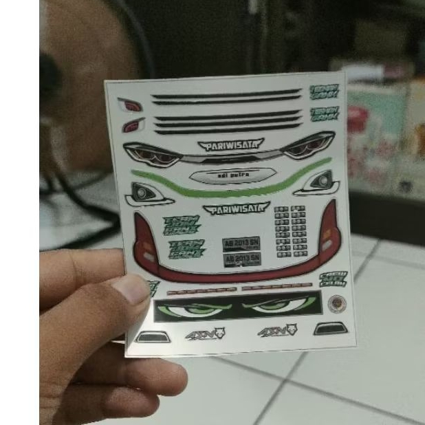 HEDLEM PARIWISATA ASESORIS BUS MINIATUR SUDAH CUTTING WARNA HIJAU