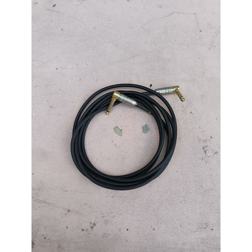 Kabel Gitar Premium Low Noise 3 M preloved bekas