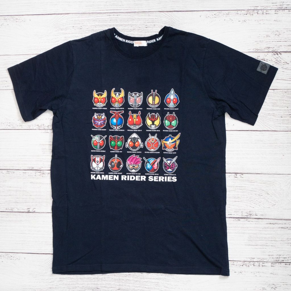 T-Shirt Kaos KAMEN RIDER tag BANDAI APPAREL