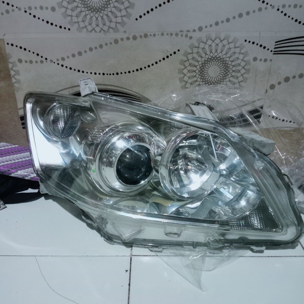 Headlamp Lampu Depan Camry 2008