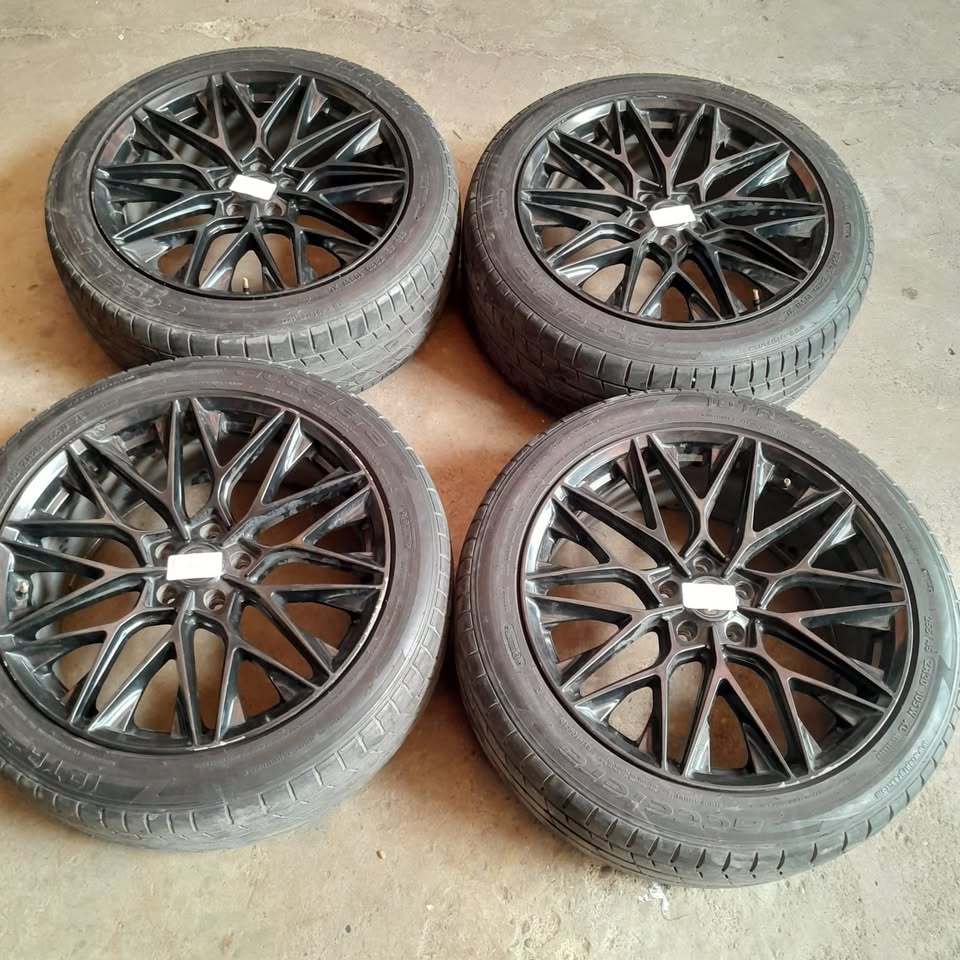 VELG MOBIL RACING HSR SLOUX RING 20 LEBAR PCD 5X114 + BAN PELEK