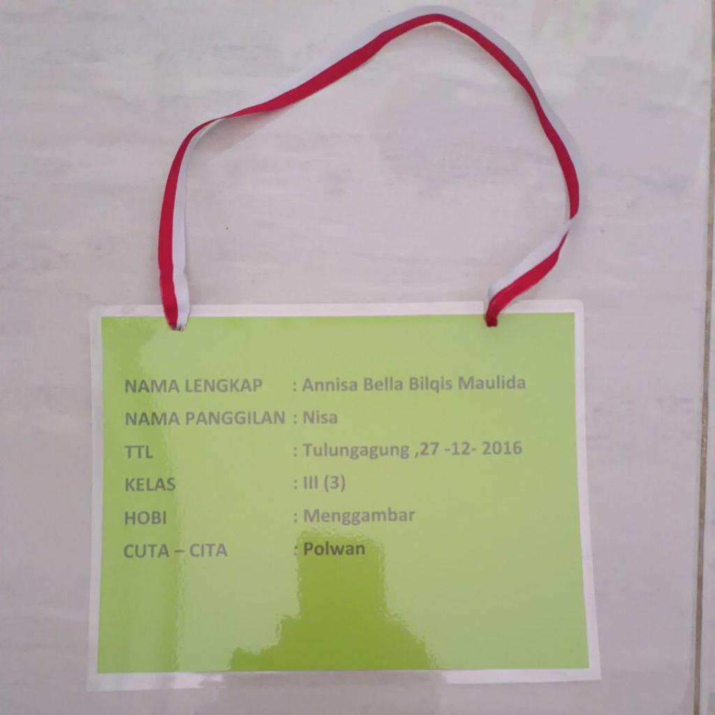

Id card mpls sudah sama tali #tugasekolah#idcard