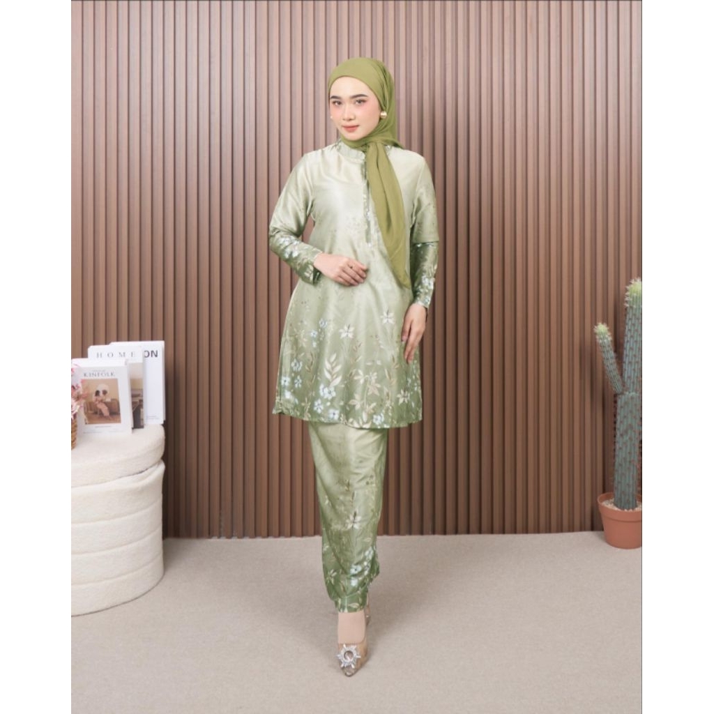 FAMYS - SETELAN ROK SILK KURUNG MOTIF MALAY ANAYA SET MELAYU 018436
