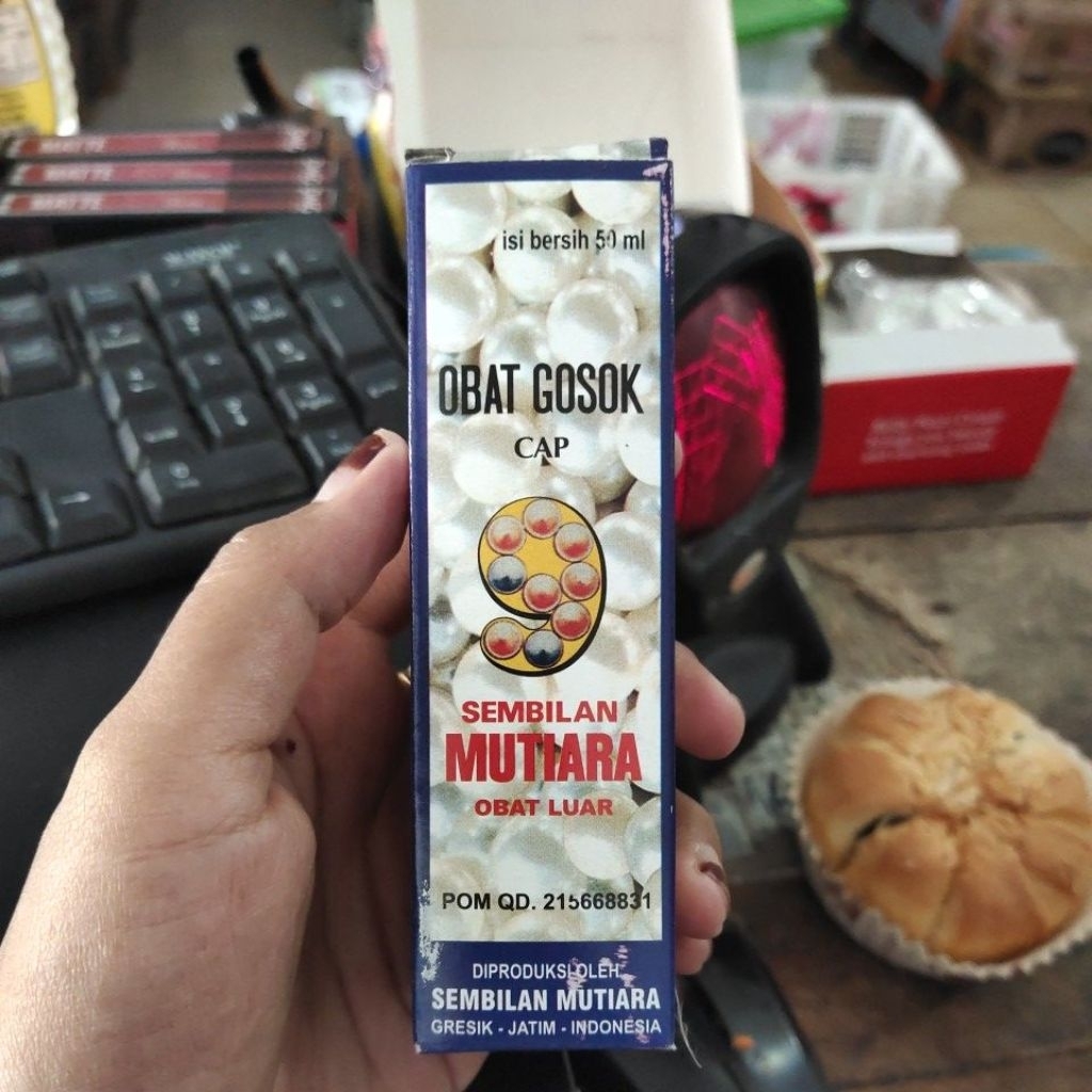 minyak 9 mutiara 50ml