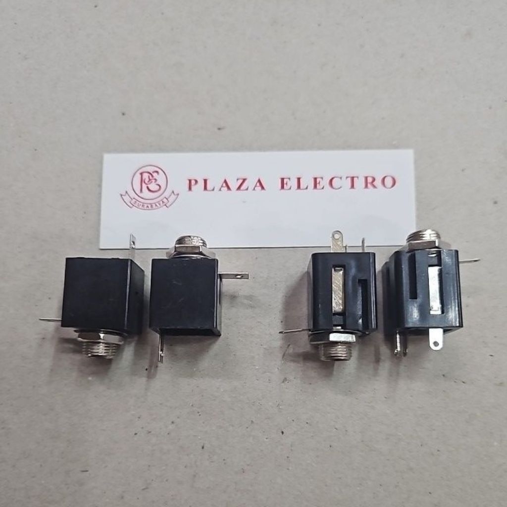 SOCKET SOKET MIC AKAI MONO / STEREO 6.5mm KOTAK HITAM KUALITAS BAIK