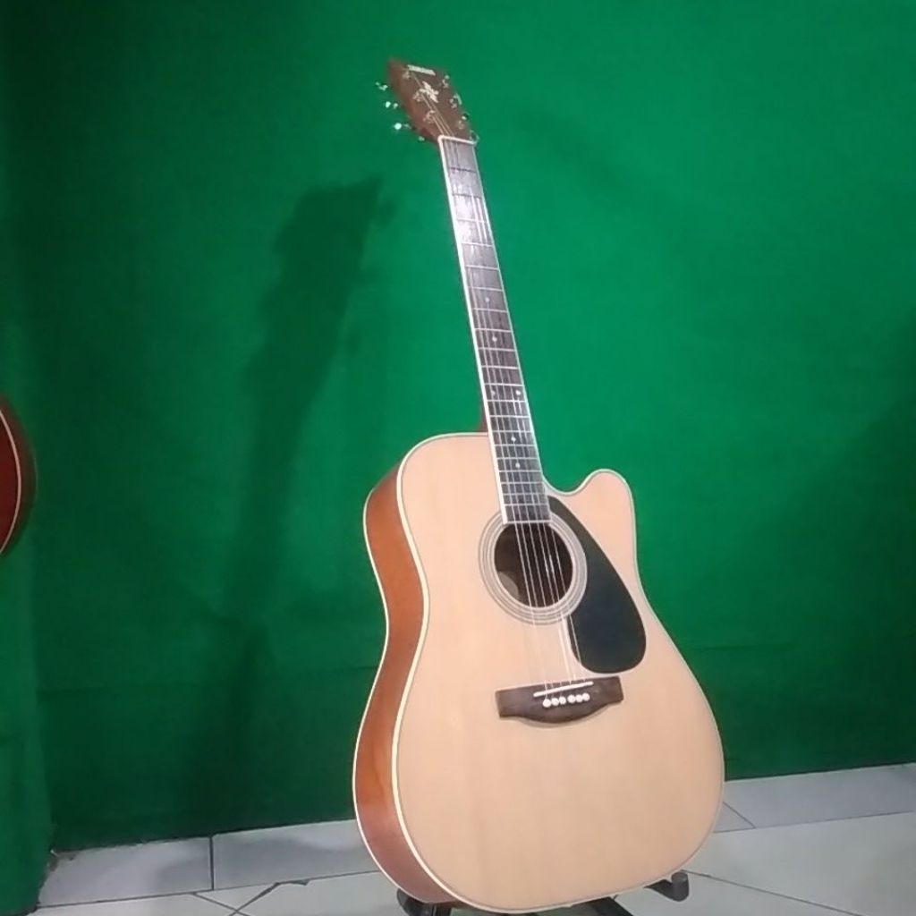 GITAR YAMAHA FX - 350