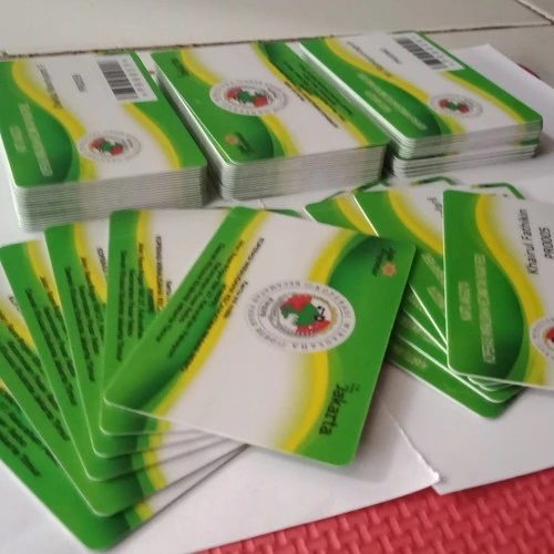 

Cetak Id Card pvc/mika 2 Sisi Kartu MEMBER Tidak Luntur Murah