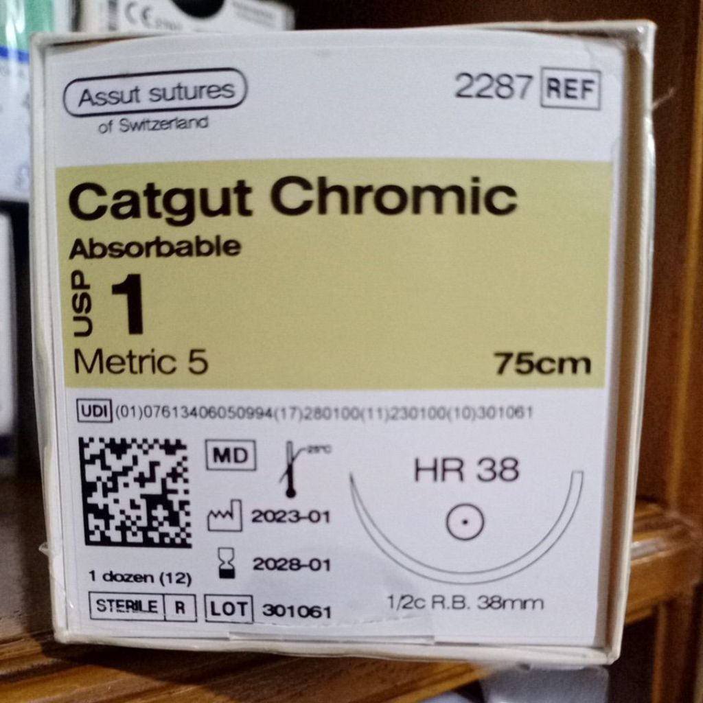CHROMIC 1  HR38 ref 2287 ( absorbable) /pc