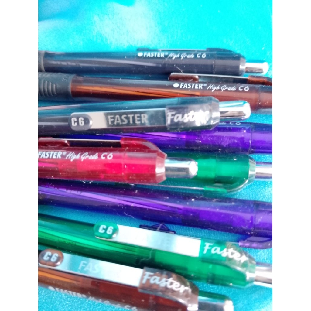 

Pulpen Faster Hitam Pencet