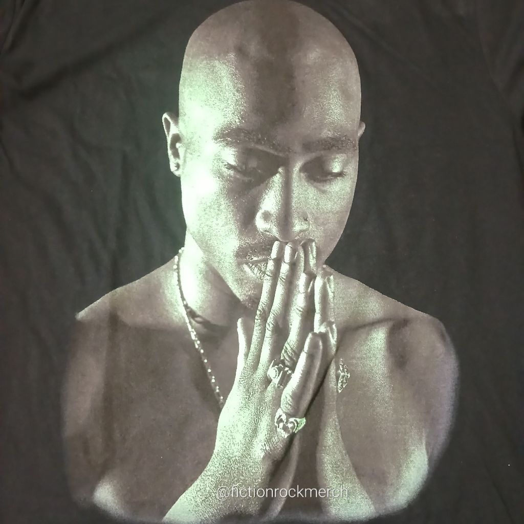 Kaos Musik TUPAC import original Size LARGE - Hail Mary