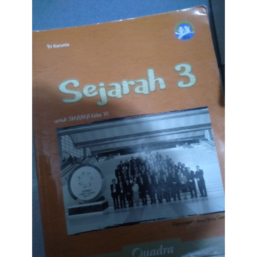 BUKU SMA SEJARAH KELAS 12