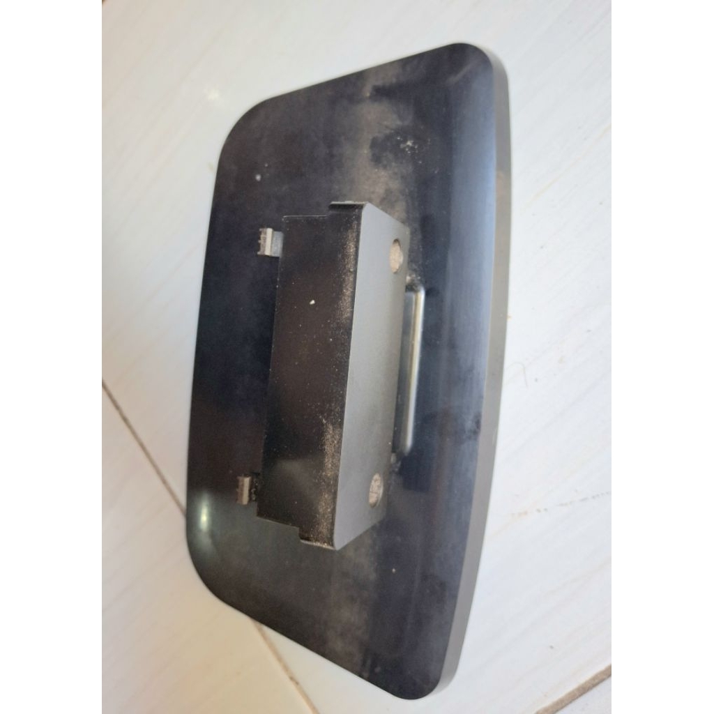 KAKI TV LED LG 22MN42A 22MN42