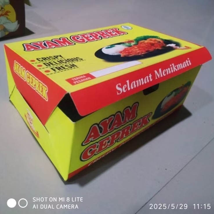

dus. ayam geprek laminasi 100 lembar