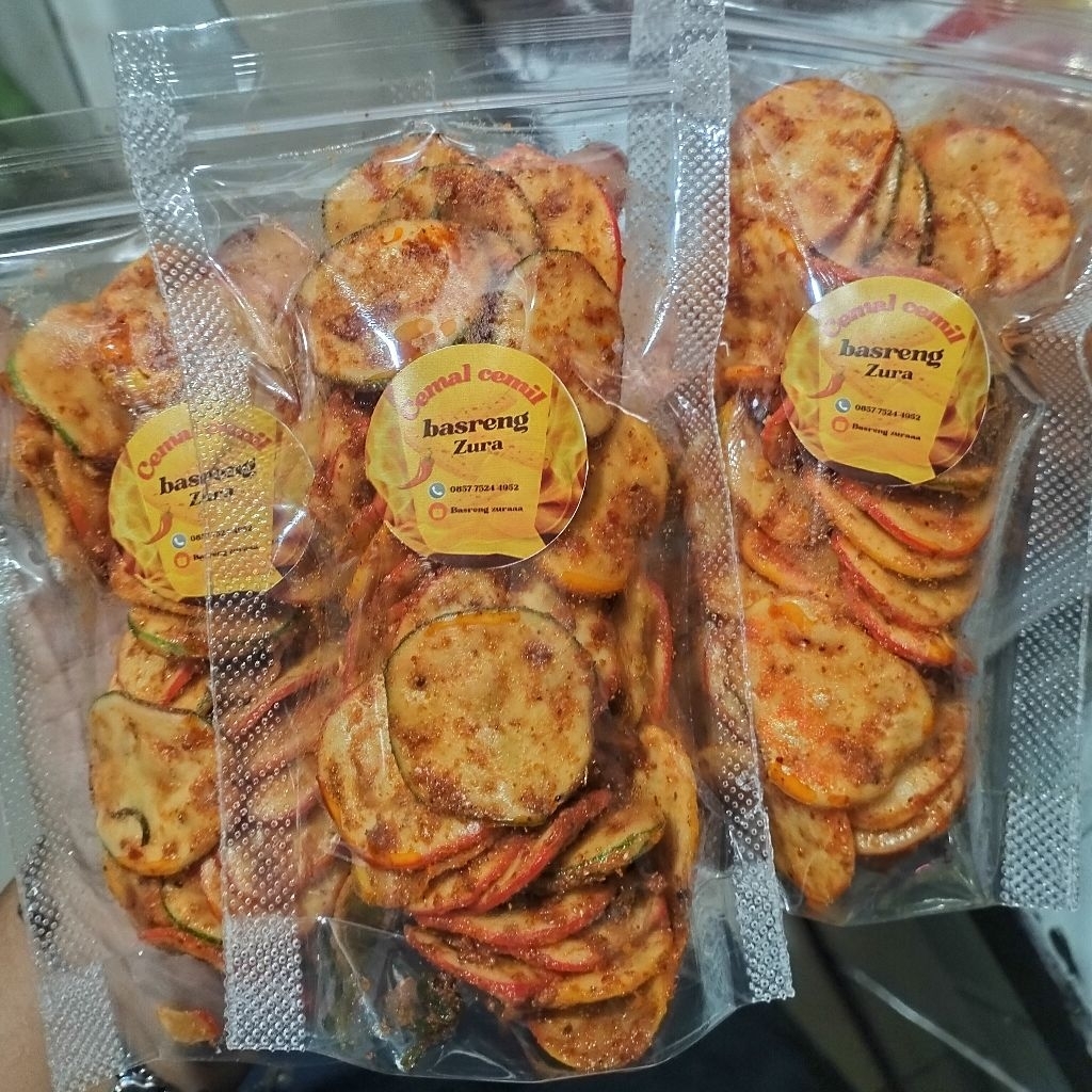 

kerupuk seblak pedes manis