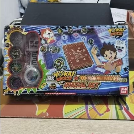 DX YOKAI WATCH & YOKAI DICTIONARY VOL. 1 SPECIAL SET