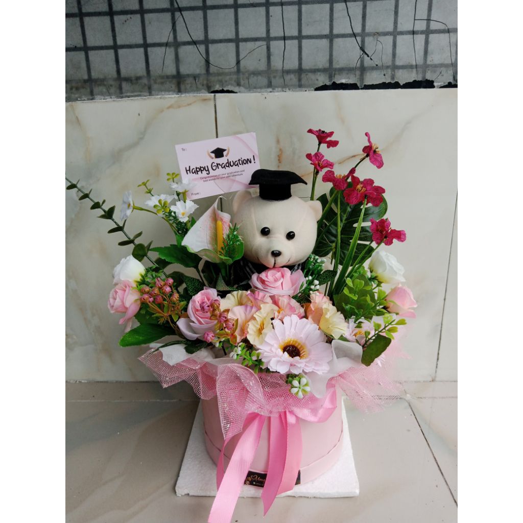 ALMAGIFT BUKET/ BLOOM BOX FLOWER/BONEKA WISUDA