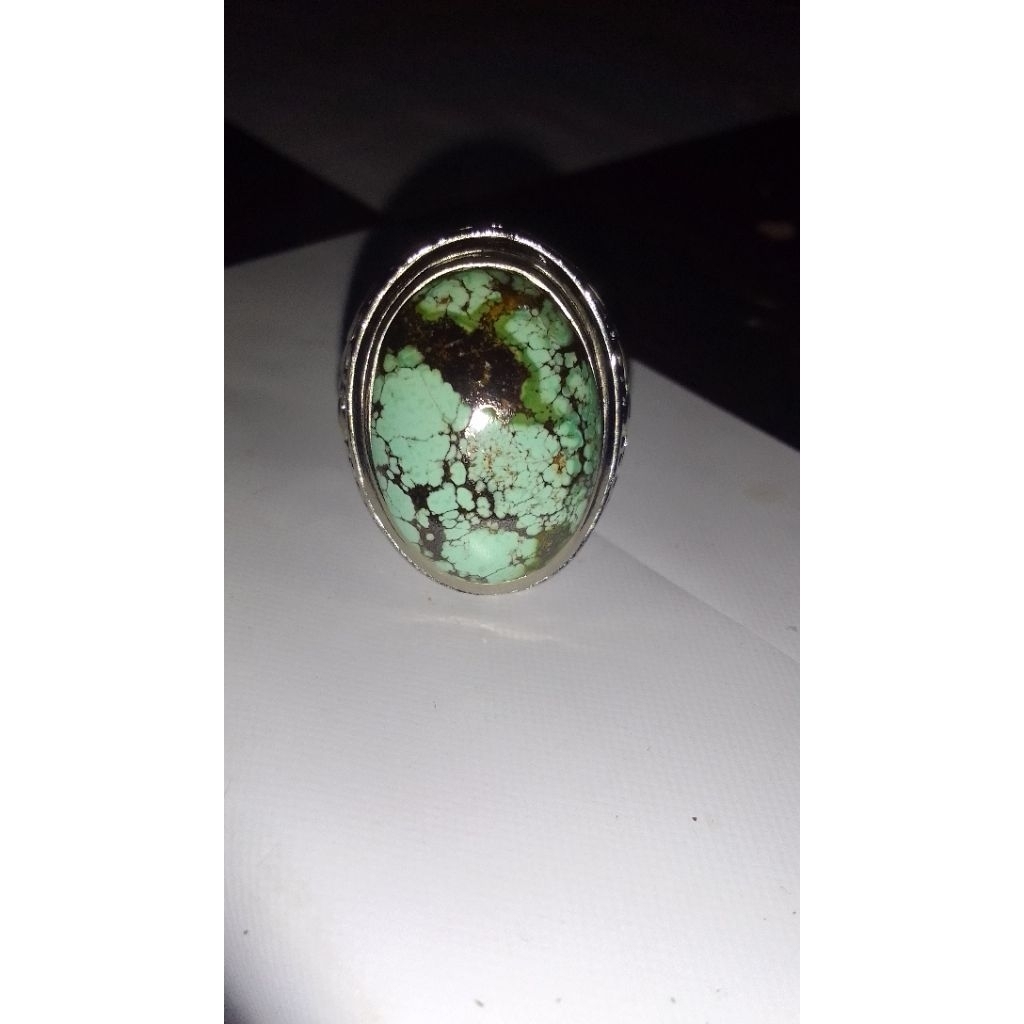 BATU PIRUS PERSIA TOSKA KEHIJAUAN