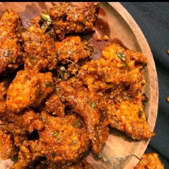

Kulit Ayam Crispy Pedas Gurih Ukuran 1 Kg Dengan Daun Jeruk Cemilan Hot Pedes Nusantara Halal