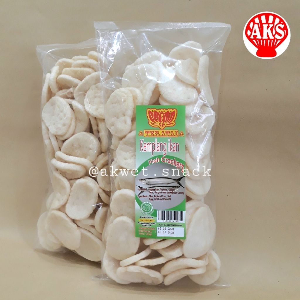 

Akwet Snack | Kempelang Ikan Goreng Teratai Makanan Snack khas Bangka