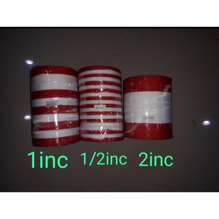 

PITA MERAH PUTIH LEBAR UKURAN 1/2 INCHI (1,25CM) , 1INCHI (2.5CM), 2INCHI (5CM)BAHAN SATIN MERK EAGLE ISI PANJANG 25YARD