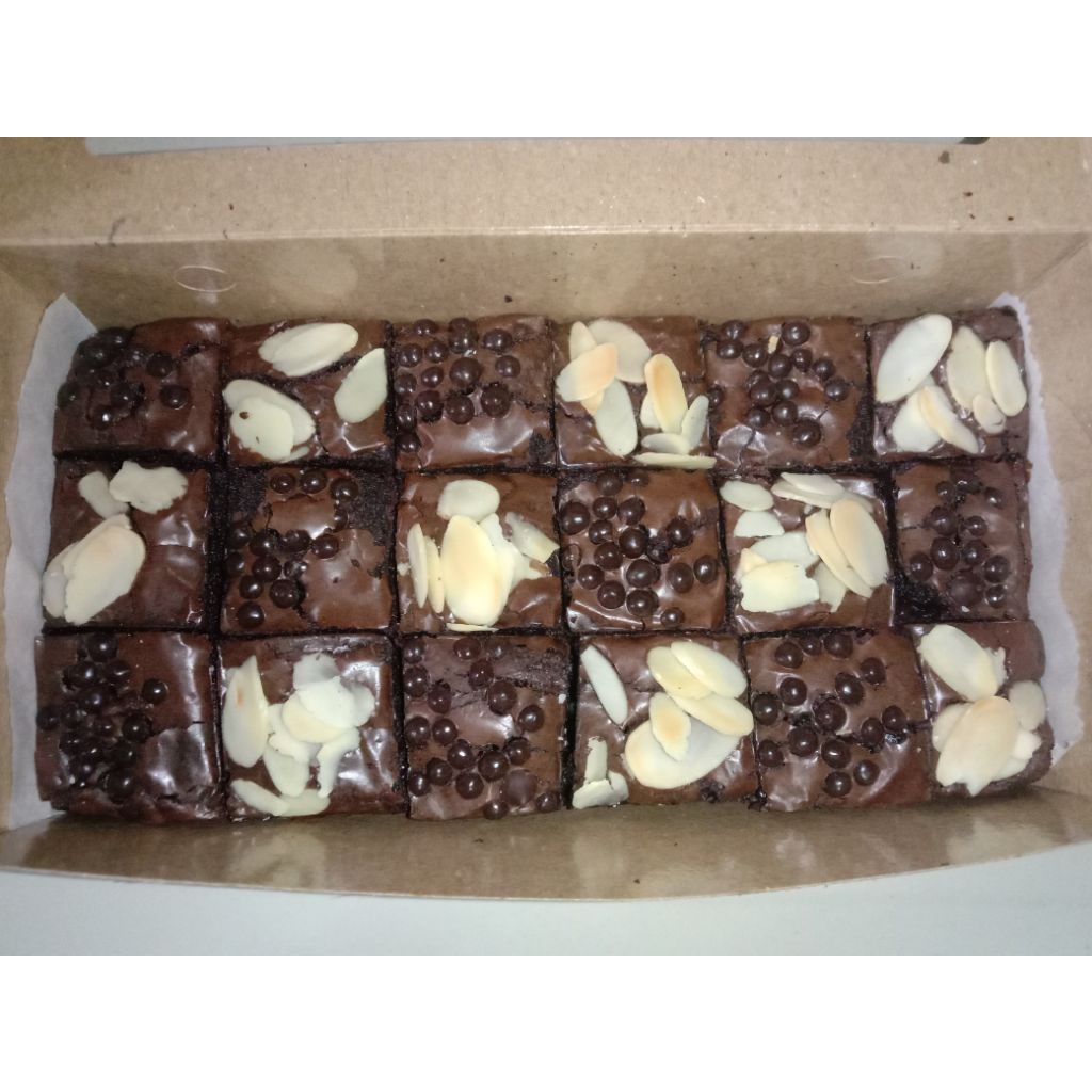 

Sofsweet Fudgy Brownies 20x10