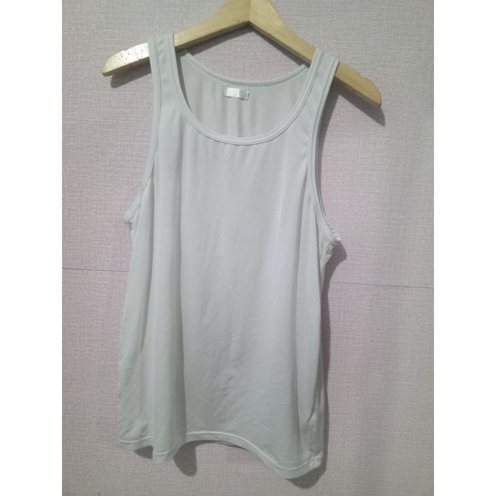 Baju kaos kutungan olahraga try size M fit L second