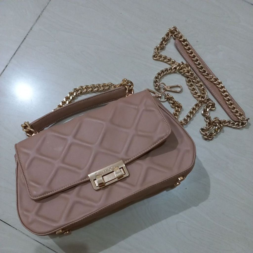 TAS HEYLOCAL BELGIUM ROUNDED BAG (Preloved)