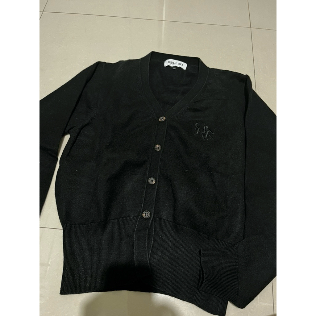preloved cardigan fitted body general idea in black