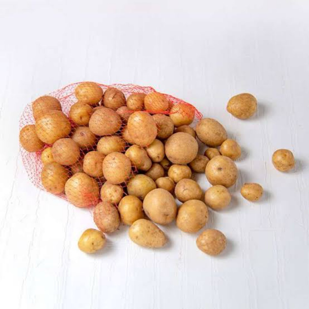 

kentang kecil/baby potato -Sayuran farm