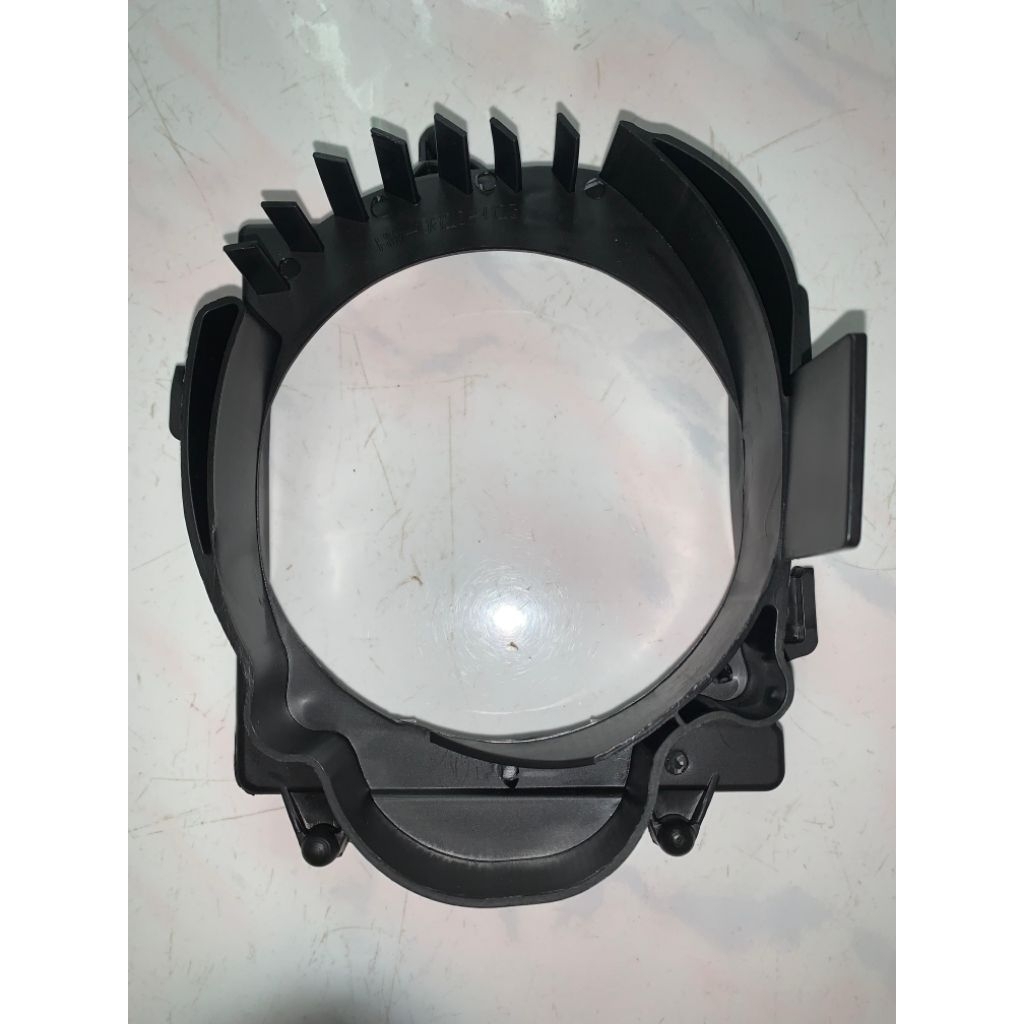 Dudukan radiator vario 125 kzr /Tutup radiator Dudukan radiator bagian dalam