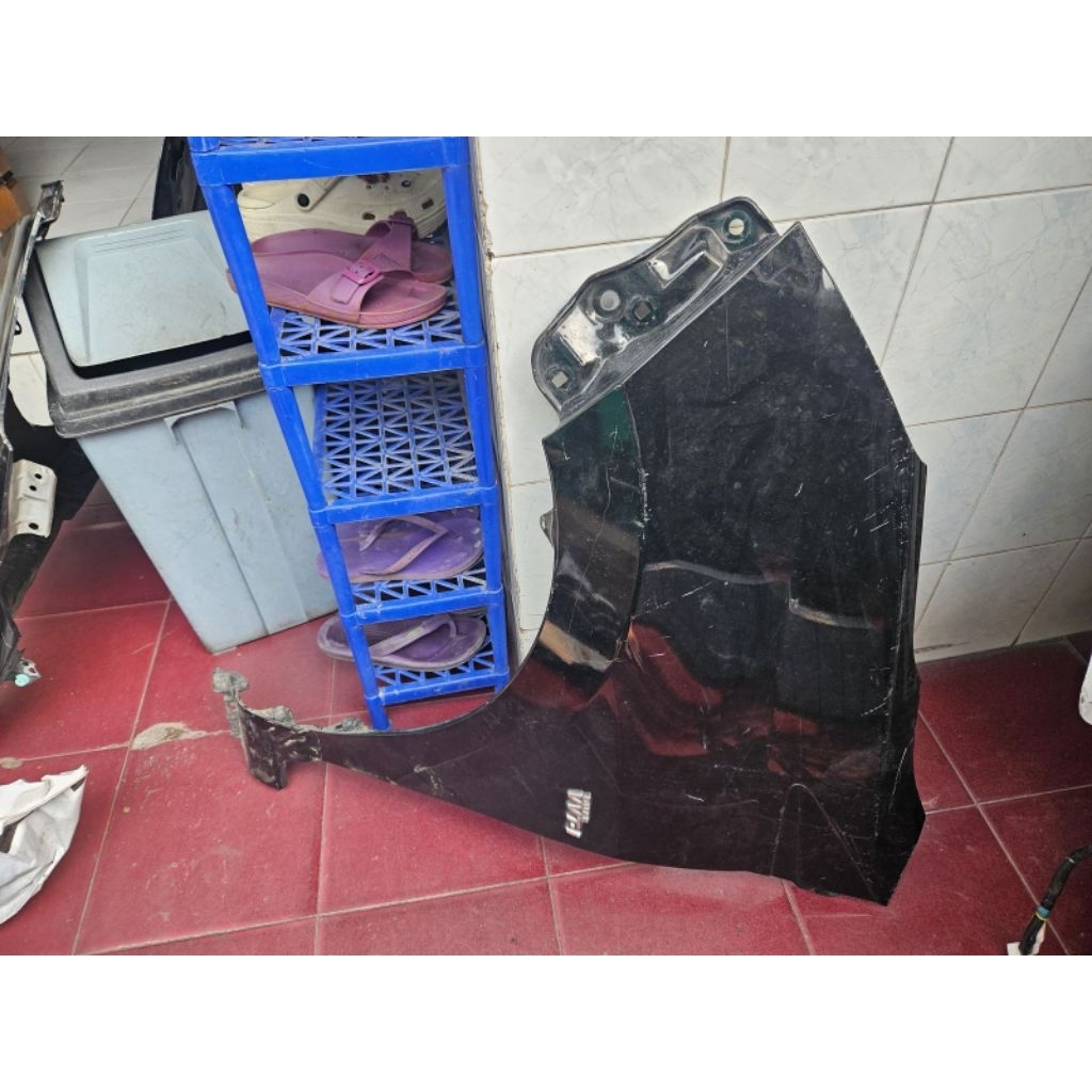 Spakbor Fender Calya Sigra