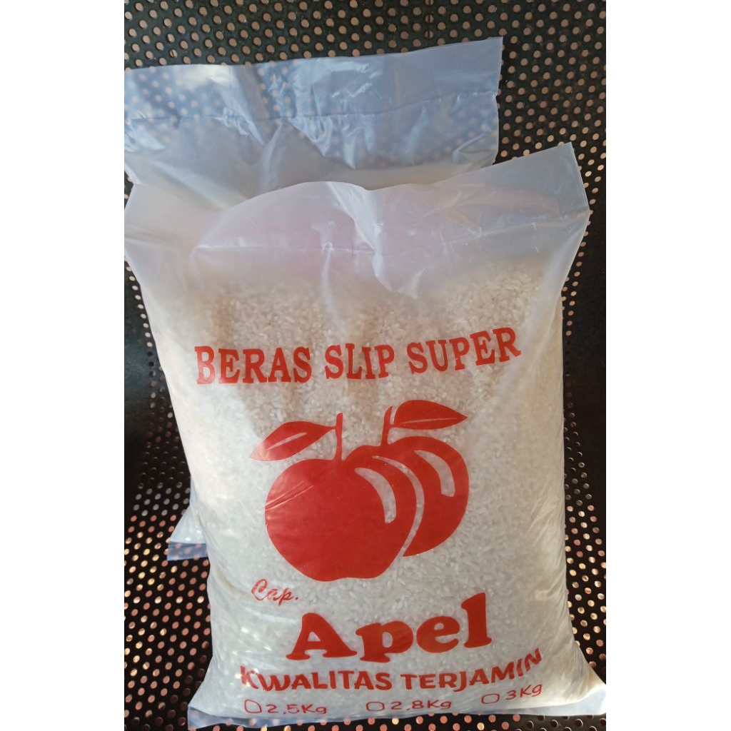 

Beras Cap Apel 2,5 liter dan 3 liter