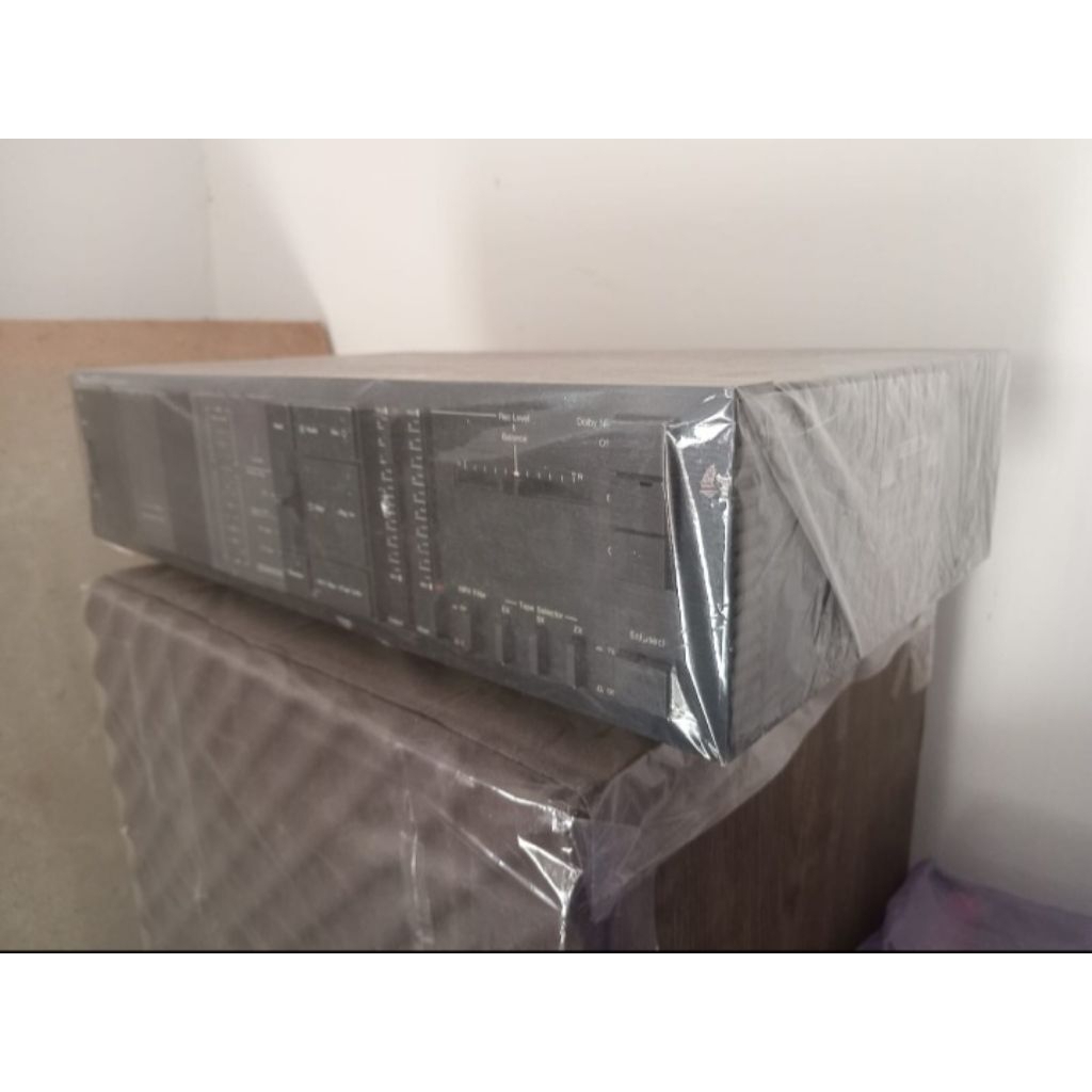 Nakamichi BX-2 tape-deck/pre-amp.head