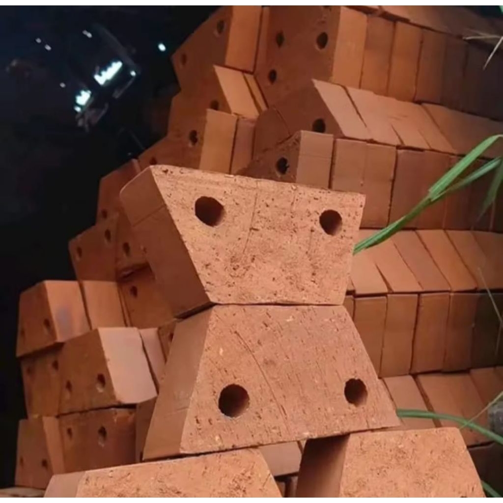 bata trapesium ,bata merah