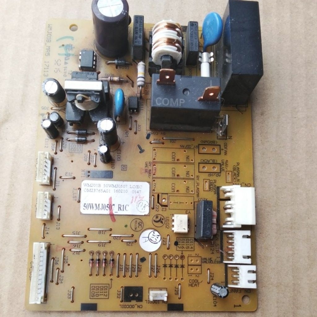 MODUL PCB AC DAIKIN MALAYSIA FTV 15 UNTUK AC 1/2 PK