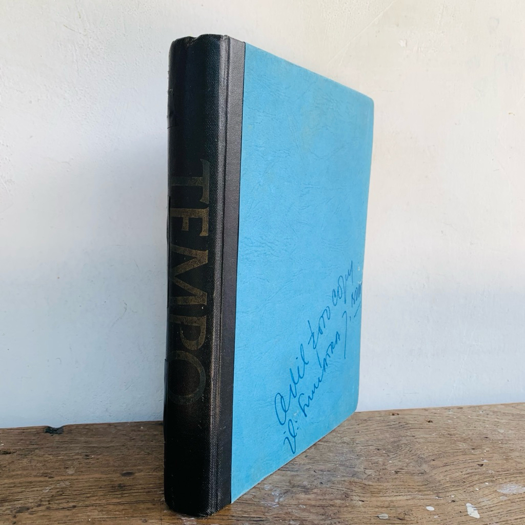 1 Bundel Berisi  * 5 Edisi Majalah TEMPO (1979-1980) - Sekali Lagi Masalah Cina - The Day of The Dan