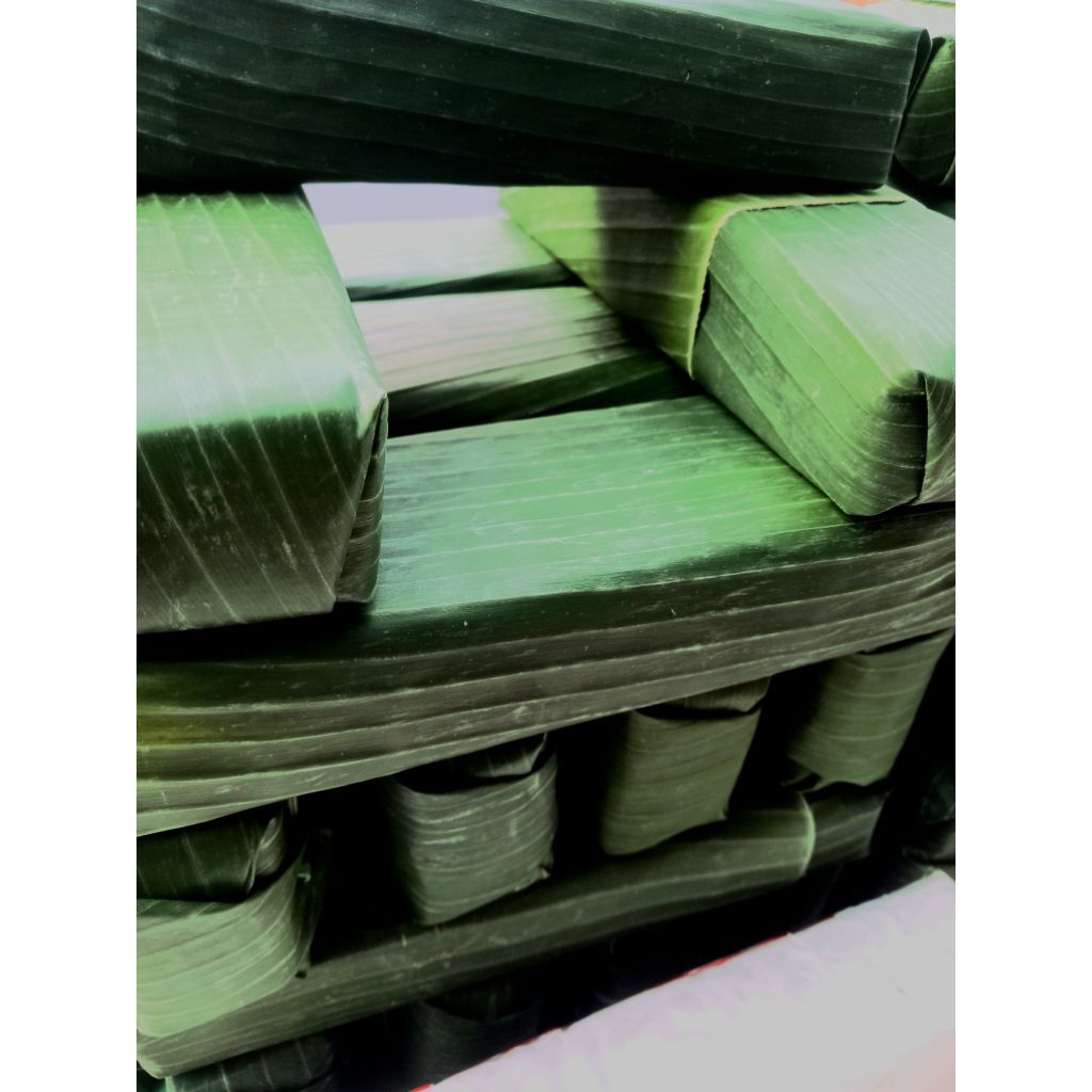 

TEMPE DAUN PISANG SUPER ukuran L