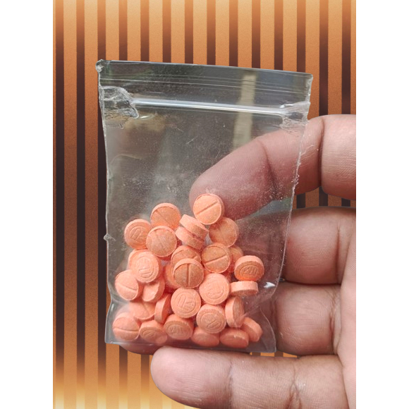 30 butir vitamin bulu ayam / vitamin bulu ayam mengkilap / vitamin mencegah goham / mempercepat peny