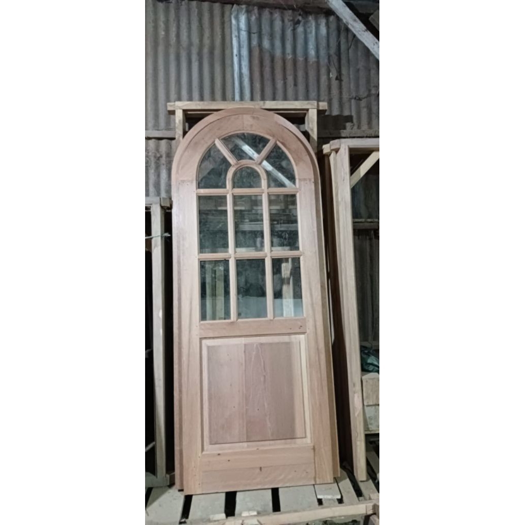 1 set kusen kusen dan pintu lengkung bahan kayu meranti dan kamper