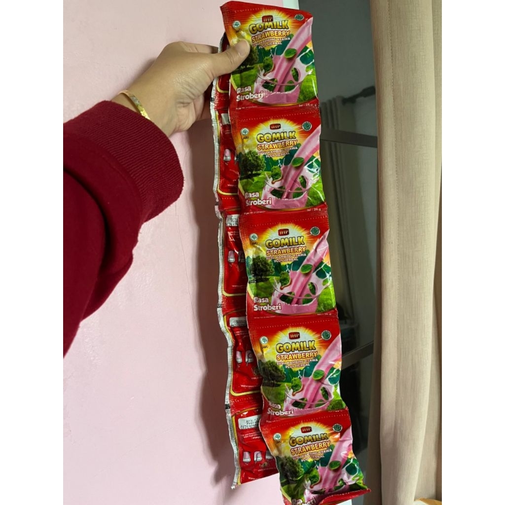 

gomilk sachet stawaberry