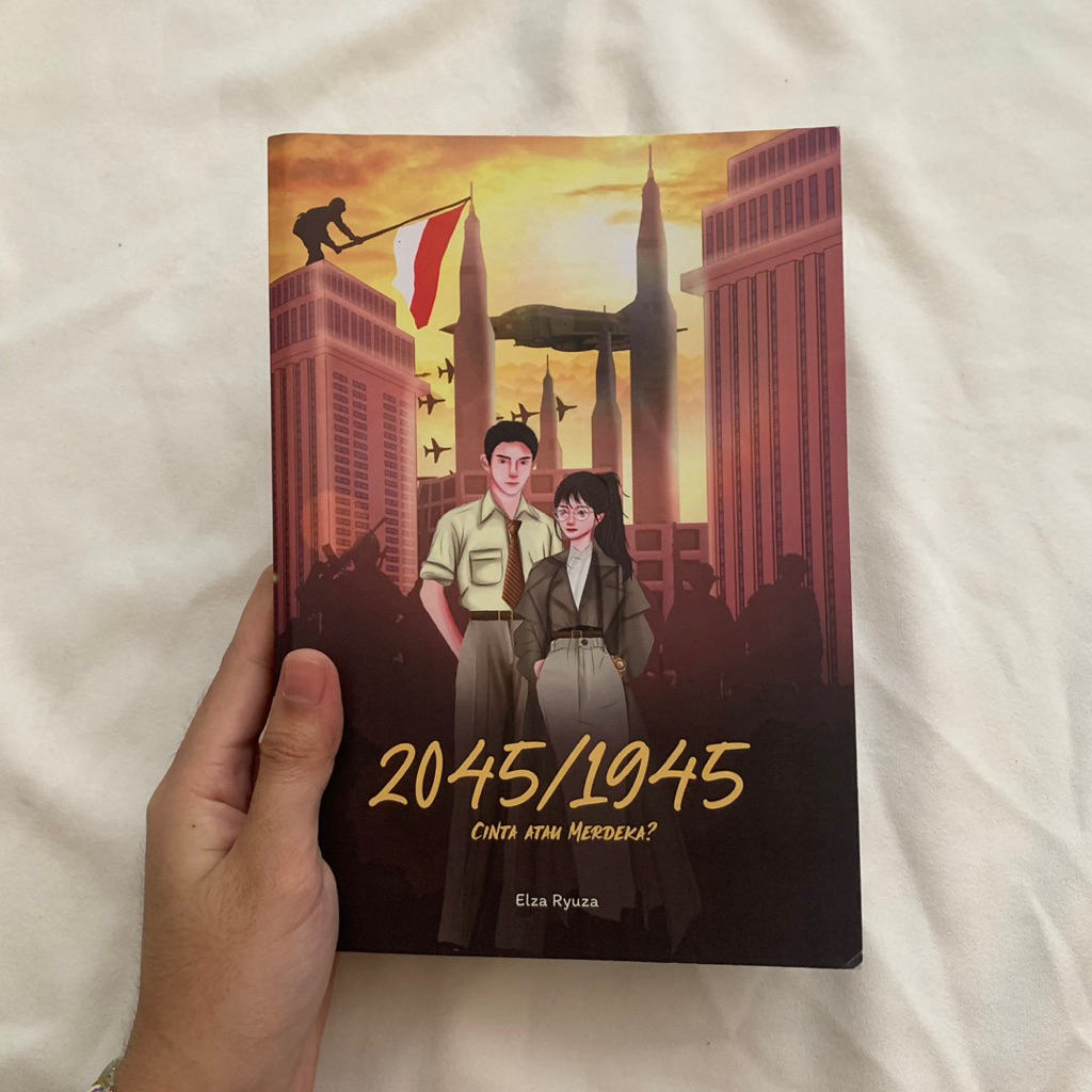 [PRELOVED] 2045/1945 by Elza Ryuza Cover Lama