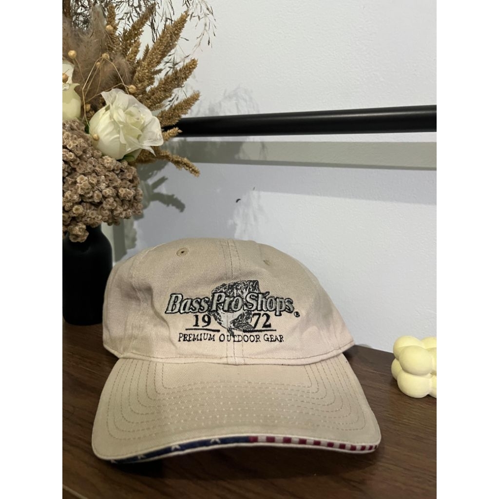 Topi / Caps Bass Pro Shop coklat susu