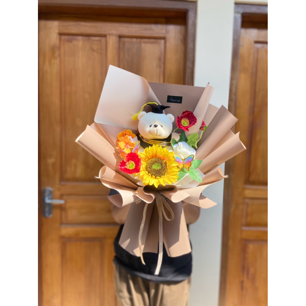 buket boneka wisuda/buket bunga wisuda murah semarang/buket bunga wisuda/buket bunga wisuda murah se