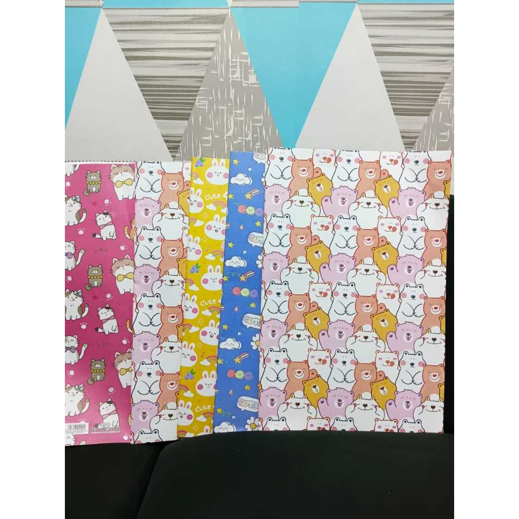 

Kertas Kado Karakter Anak / Kertas Kado Batik / Merek Kiky / isi 10 pcs random