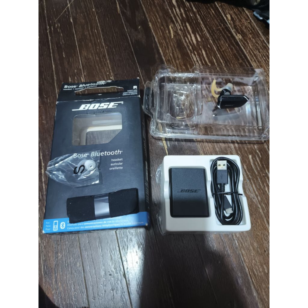 BOSE HEADSET