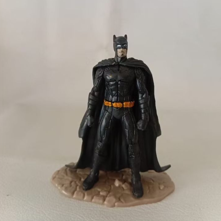 Mainan Action Figure Dc Batman Statue