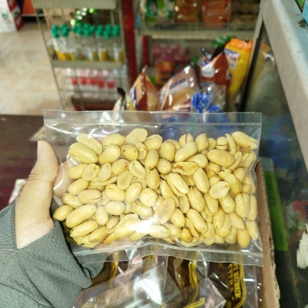 

Kacang bawang asin gurih 110g