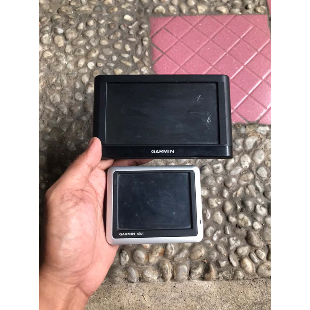 gps garmin nuvi sepaket 2 biji