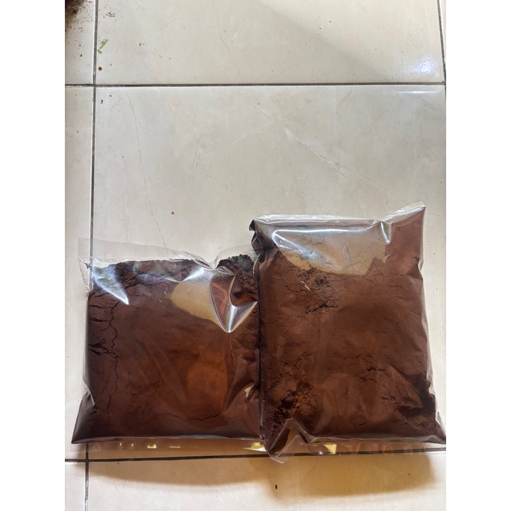 

Kopi Bubuk Hitam berat 1000 gram (1 kg) istimewa